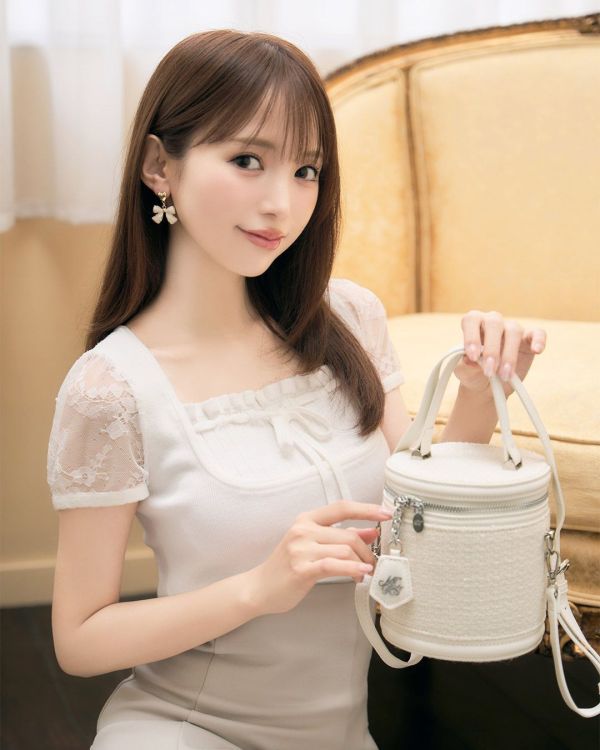 Michell macaron 白色蕾絲上衣 均碼 