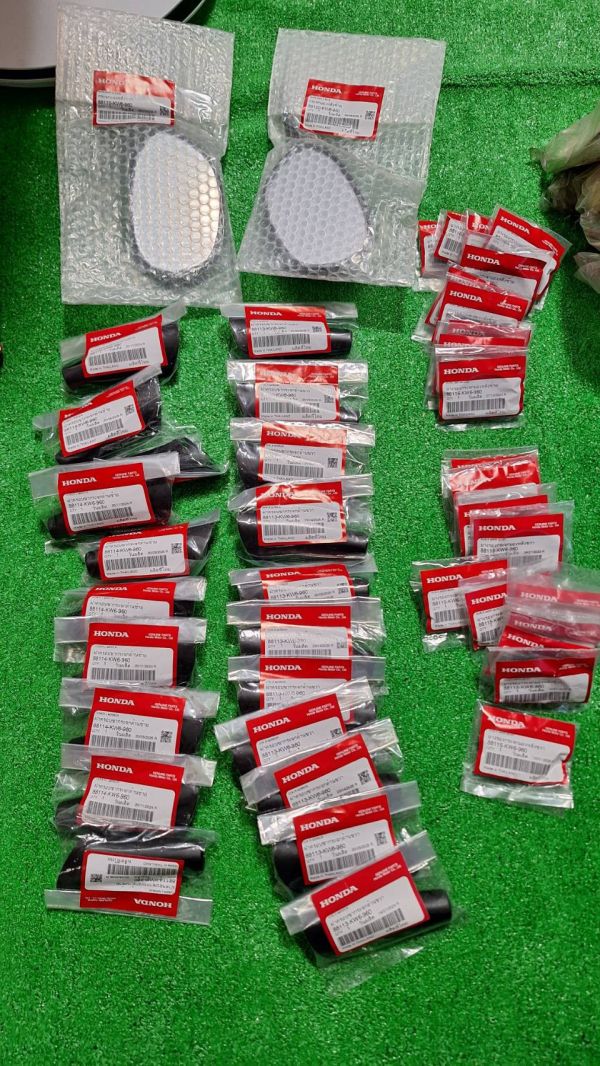 【中泰連線基地】NSR150RR原廠後照鏡(含橡膠及鏡蓋) 左右一對 