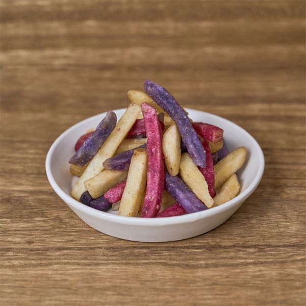 【馬鈴薯小鎮鹽味三色薯條18g×8包】Calbee卡樂比 