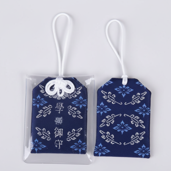 日式御守3 木頭客製化禮物,送朋友木製禮物,吊飾刻字訂做,一件也能做木製禮物,不撞禮的客製化禮物