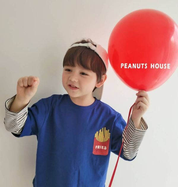 Peanuts house 花生家/長袖上衣/袖子條紋/薯條/拼接/美式 Peanuts house 花生家/長袖上衣/袖子條紋/薯條/拼接/美式/正韓童裝/秋裝