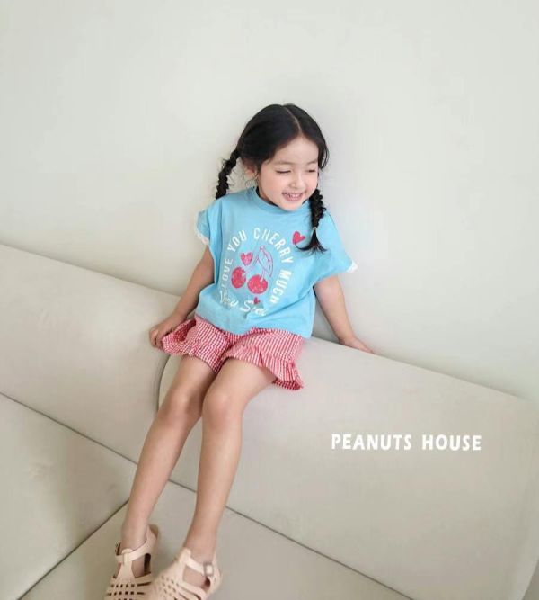 Peanuts house 花生家/2025夏/短袖上衣/袖子蕾絲邊 Peanuts house 花生家/正韓童裝/短袖上衣/袖子蕾絲邊