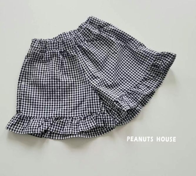 Peanuts house 花生家/2025夏/下擺荷葉短褲/2色 Peanuts house 花生家/正韓童裝/下擺荷葉短褲/2色