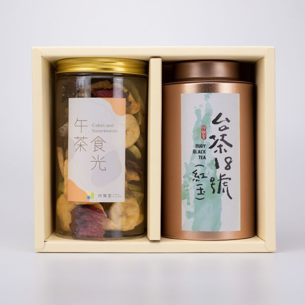 【茶食禮盒】手採台茶18號(紅玉紅茶)75g＋綜合水果脆片(2罐裝/盒) 
