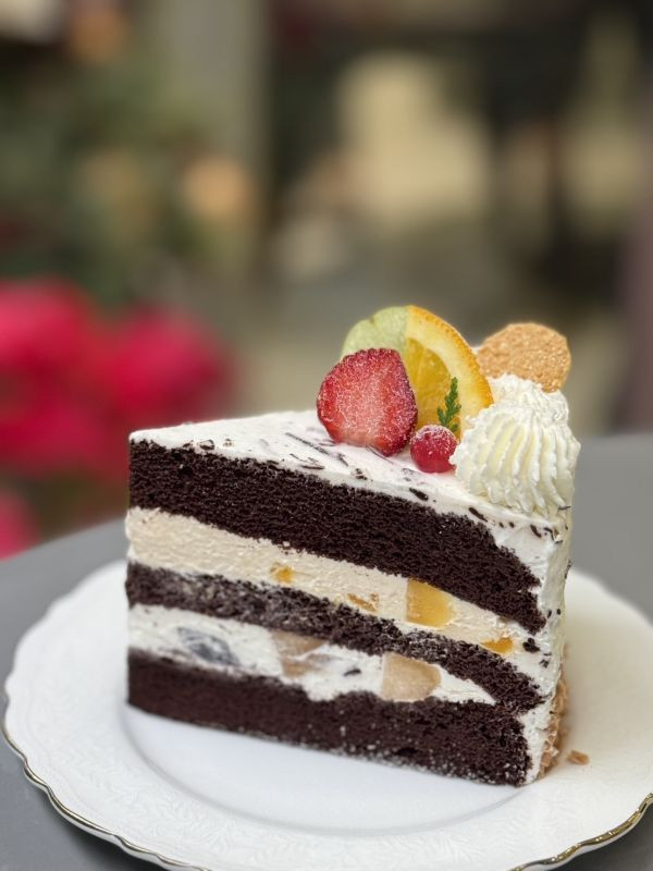 瑞士巧克力水果(原味蛋糕體) 