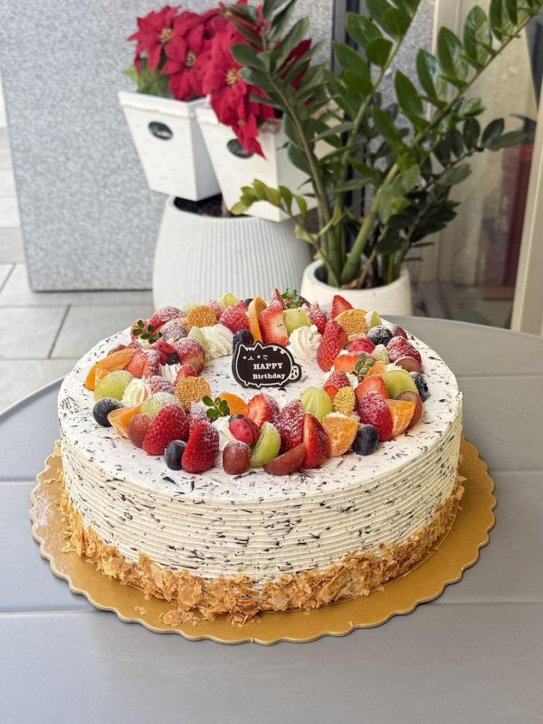 瑞士巧克力水果(原味蛋糕體) 