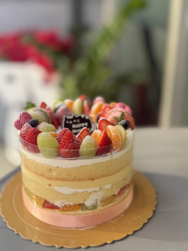 甜蜜水果裸蛋糕(巧克力蛋糕體) 