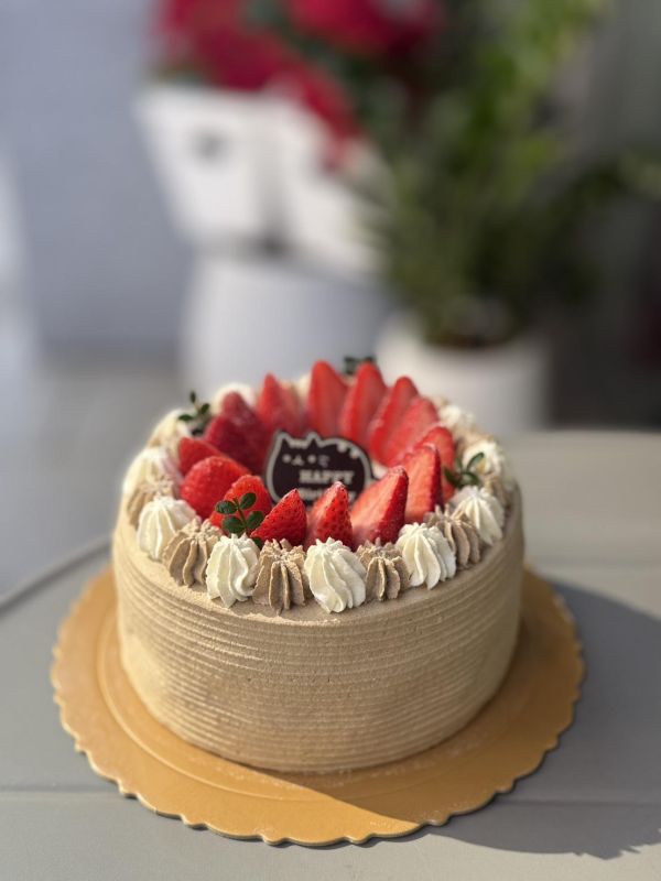 蜜香紅烏龍草莓布丁 