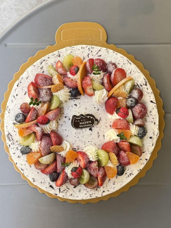 瑞士巧克力水果(巧克力蛋糕體) 