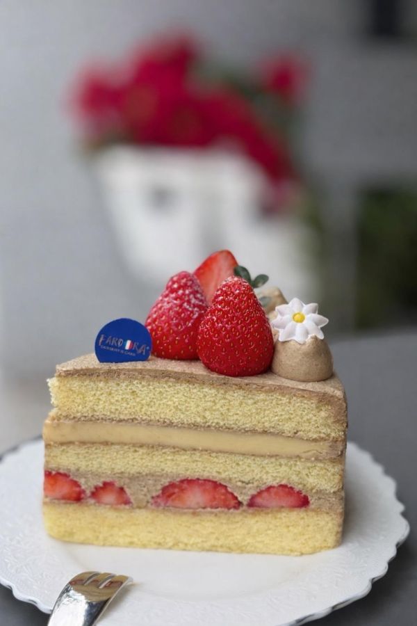 蜜香紅烏龍草莓布丁 