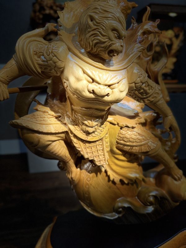 木藏室空間｜台灣黃檜扁柏 齊天大聖  陳黎仙老師作 