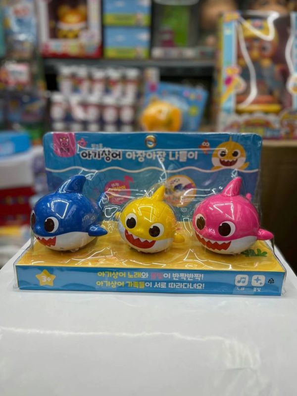 【商品名稱】鯊魚寶寶跟著走家族 
