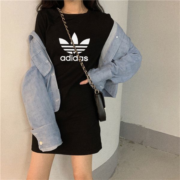 阿迪連身洋裝 
