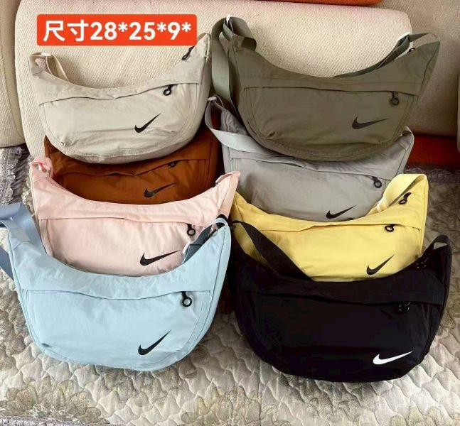 【商品名稱】 勾勾包包 