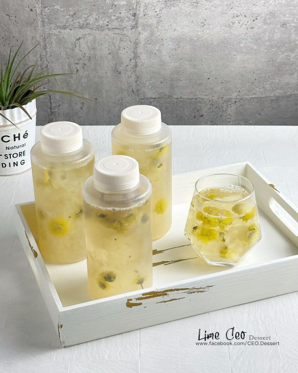 冰糖菊花銀耳露 