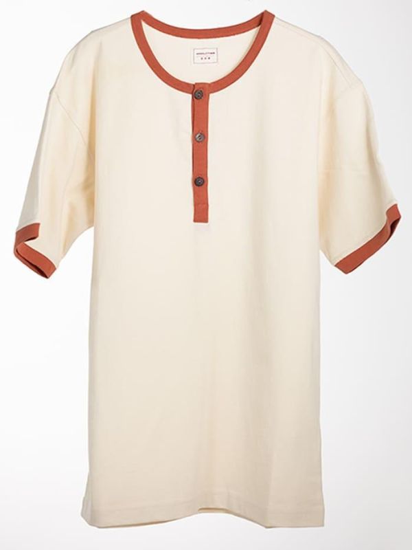 WOOCLOTHER 短亨利領衫 亨利領,亨利領襯衫,亨利衫,美式復古男,硬派穿搭,硬漢穿搭,男裝品牌,美式穿搭男,夏季穿搭男,運動短袖男,復古風元素,復古風服裝,運動服男,台灣男生夏天穿搭,台男穿搭