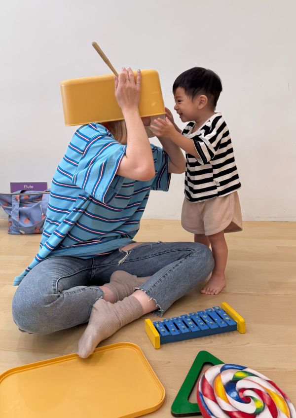 Summer Tues Mixed Age Class | 8 classes | 0-5 yrs old | 1 kid w/ 2 adults 