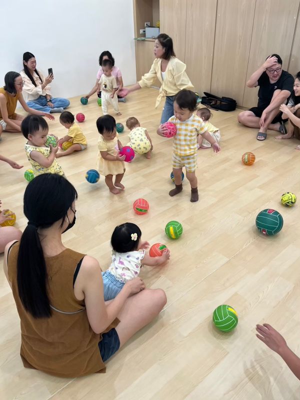 Spring-Wed Mixed Age Class 0-4yrs | 12 classes $8700 including $1600 service fee of songbook and music app access 