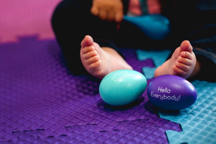 FALL Saturdays [Mixed Age Class ] | 11 classes | 0-4 years old | 9:30am, 10:30am, 14:45pm by Ms. Maggie 