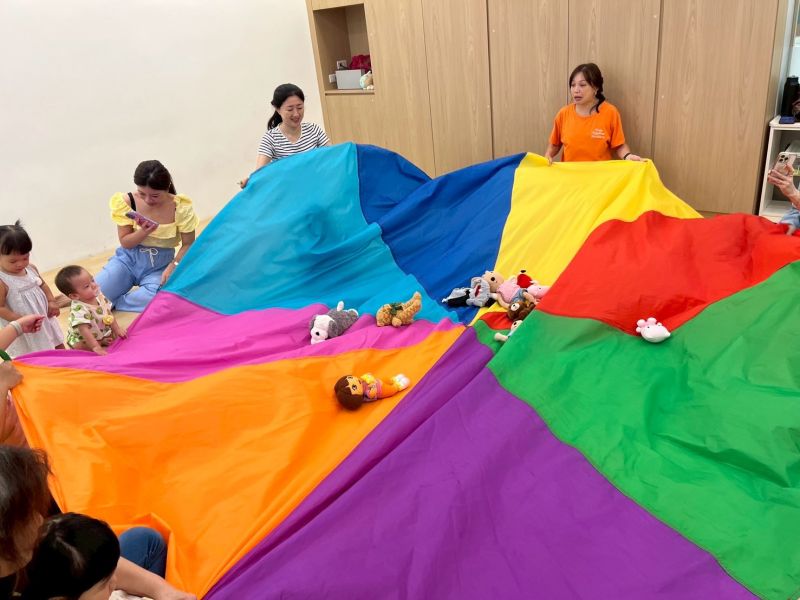 春季星期二 [混齡班] 0-4歲| 1小2大人陪同| 12堂 $8700 包含$1600歌本音樂APP | 