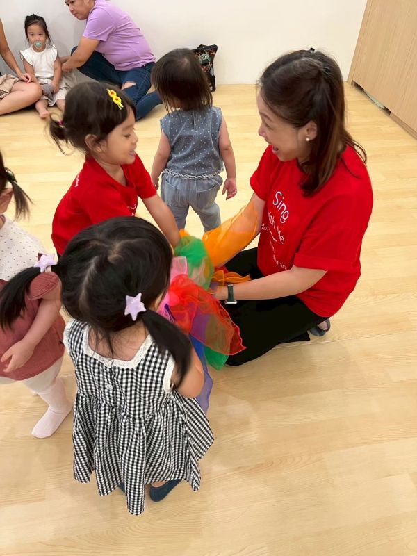 FALL Saturdays [Mixed Age Class ] | 11 classes | 0-4 years old | 9:30am, 10:30am, 14:45pm by Ms. Maggie 