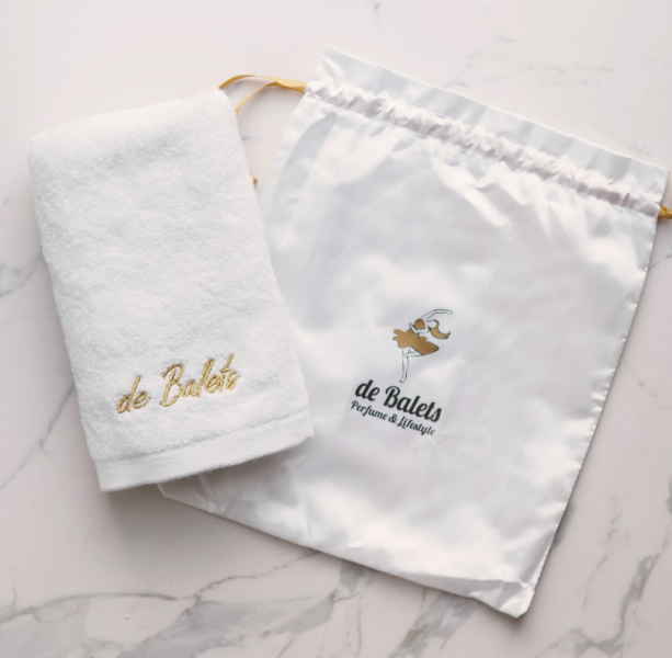 de Balets 小巴黎品牌毛巾 