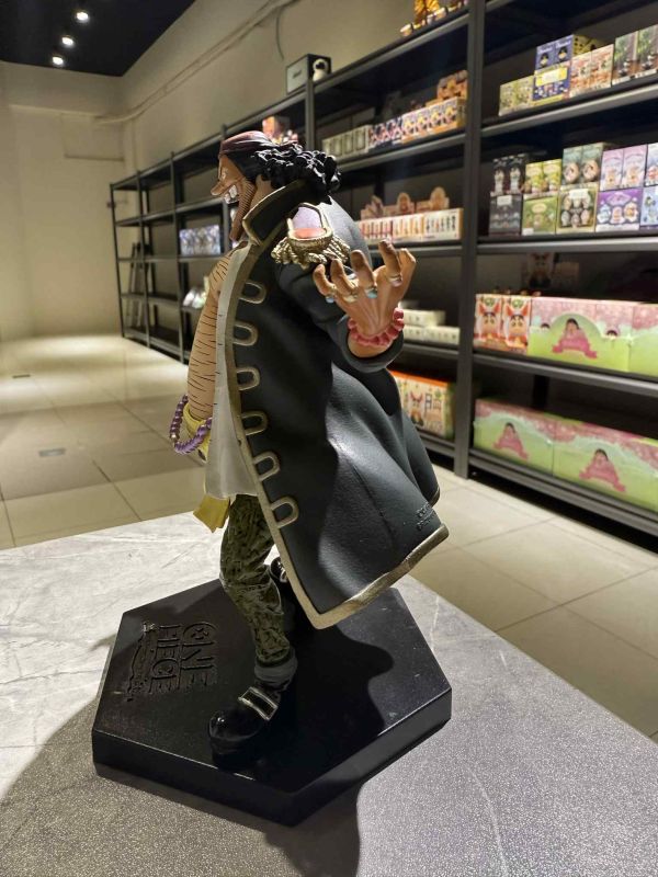 「現貨」無盒拆擺 DX王下七五海 黑鬍子 航海王,ONE PIECE,黑鬍子,馬歇爾D汀奇,DX王下七五海,七武海,無盒拆擺,公仔,二手公仔,收藏模型,動漫周邊