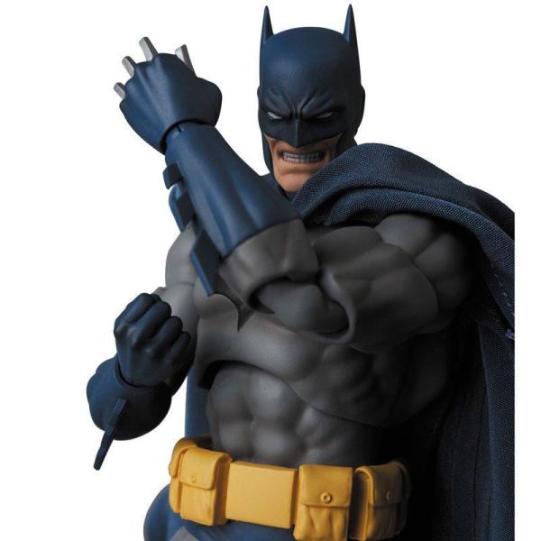 「04月15號結單」Medicom Toy MAFEX 蝙蝠俠 HUSH(可動)(再販) 蝙蝠俠公仔, Batman模型, MAFEX公仔, Medicom Toy公仔, DC公仔, 可動公仔推薦