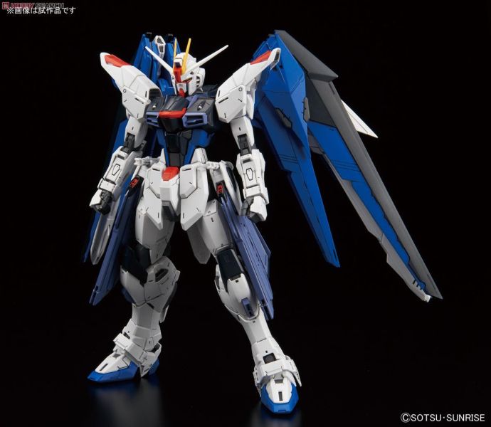 「9月10號結單」萬代 組裝模型 MG 1/100 自由鋼彈 Ver. 2.0 鋼彈 模型, 自由鋼彈 模型, Ver. 2.0 模型, MG 模型, 1/100 模型, 萬代 模型