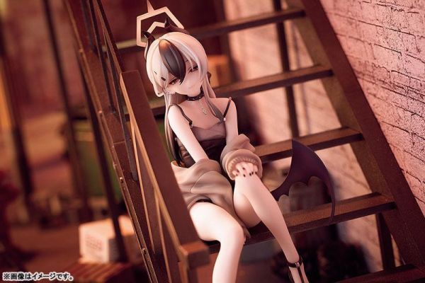 「03月16號結單」Solarain  蔚藍檔案 Blue Archive 佳世子（禮服） 回憶大廳Ver. 1/7完成品 蔚藍檔案 公仔,佳世子 公仔,佳世子 禮服,Blue Archive 公仔,1/7 完成品,Solarain 公仔