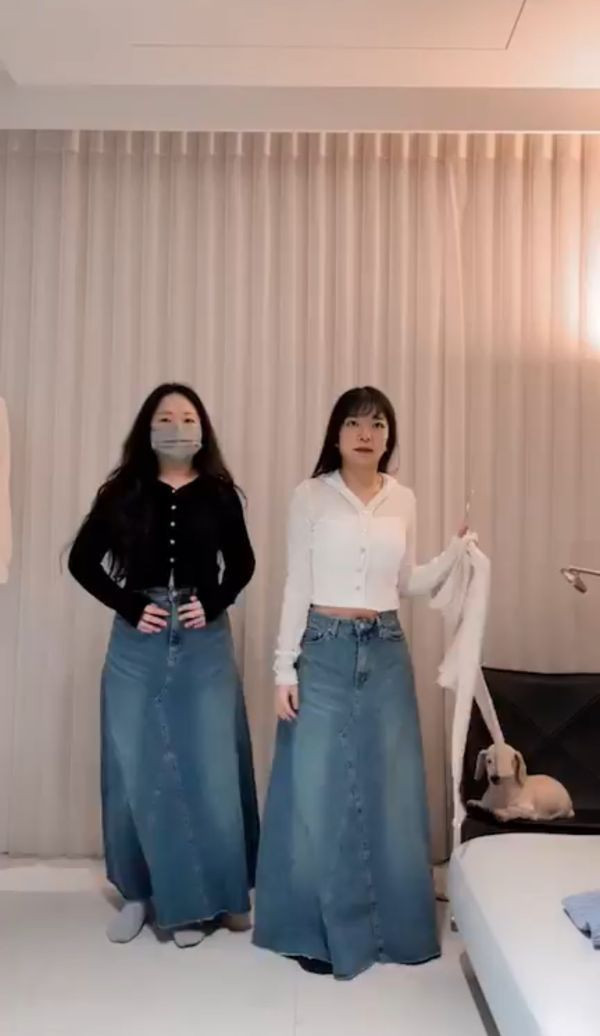 木耳邊修身連帽開釦上衣-米色 