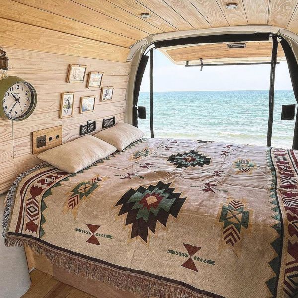 《LIFECODE》美學蓋毯/保暖毯(160*220cm)-多色可選 12310731/2/3/4/5/6 LIFECODE
保暖蓋毯
130×160cm
鋪床毯
沙發蓋毯
加厚蓋毯
幾何蓋毯
可機洗毯子
露營保暖毯
居家裝飾蓋毯
雙人蓋毯
棉毯
野餐墊
冬季保暖毯
沙發裝飾布