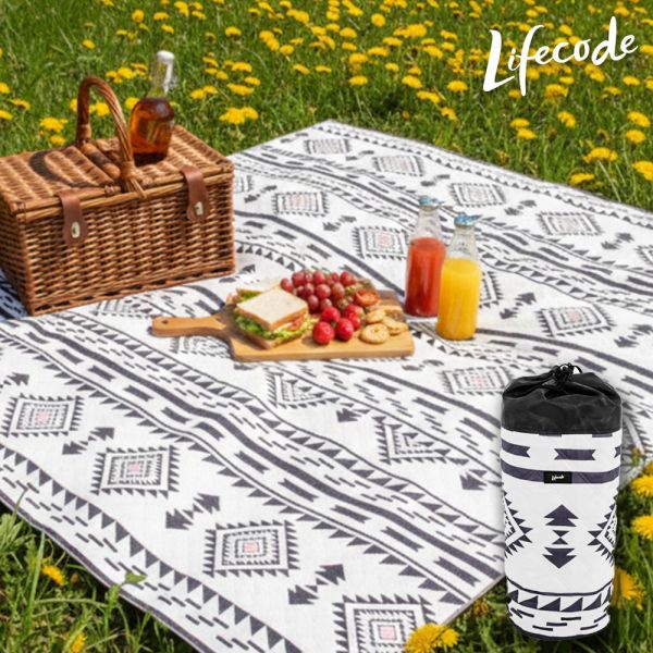 《LIFECODE》可水洗加厚鋪綿野餐墊300*300cm(附收納袋)-多色可選 14410190/9 野餐墊、加厚野餐墊、可機洗野餐墊、防潮墊、露營地墊、鋁膜地墊、300cm 野餐墊、大型野餐墊、露營內帳地墊、戶外地墊、野餐墊推薦、防水野餐墊、親子野餐墊、戶外鋪墊、可水洗地墊、鋪棉地墊、民族風野餐墊、超大野餐墊、300x300 野餐墊、LIFECODE 野餐墊、圖騰野餐墊、多色野餐墊、防濕地墊、戶外用品推薦