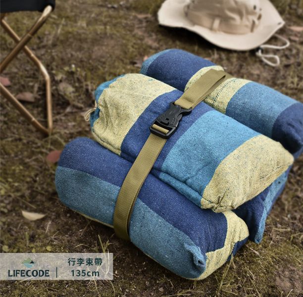 【LIFECODE】插扣雙保險式行李束帶135cm(2入)-綠/沙/黑色 12320814/7/8 LIFECODE,戶外用品,LIFECODE生活密碼戶外用品生活館 ,帳篷,折疊桌椅,鋁合金,車尾帳,速搭帳,INTEX,露營,露營區,露營裝備,露營生活,露營美學,outdoor,camping,帳篷,露營小物,客廳帳