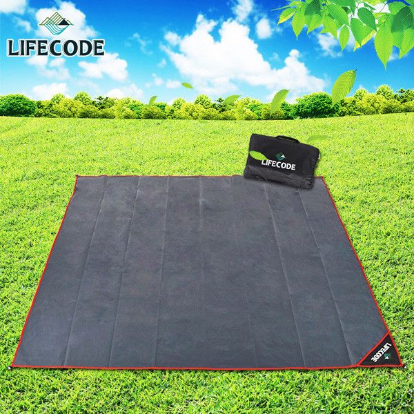 【LIFECODE】加厚防水PE地墊(地席)300x240cm 12330120 LIFECODE,戶外用品,生活密碼,LIFECODE生活密碼戶外用品生活館 ,帳篷,折疊桌椅,鋁合金,車尾帳,速搭帳INTEX,露營,露營區,露營裝備,露營生活,露營美學,outdoor,camping,帳篷,露營小物,客廳帳