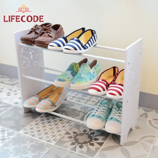 LIFECODE《卡夫》雕花紋三層鞋架14010060 LIFECODE,戶外用品,LIFECODE生活密碼戶外用品生活館 ,帳篷,折疊桌椅,鋁合金,車尾帳,速搭帳,INTEX,露營,露營區,露營裝備,露營生活,露營美學,outdoor,camping,帳篷,露營小物,客廳帳