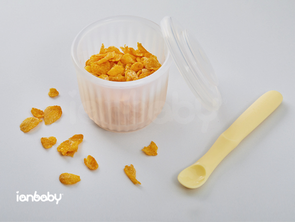 ianbaby®頂級鉑金矽膠餵食湯匙Stage1 (檸香氣泡) 伊恩寶貝,ianbaby,伊恩寶貝餐盤,伊恩寶貝餐具,ianbaby餐具,矽膠餐具,鉑金矽膠餐具,寶寶矽膠餐具,矽膠餐具推薦,韓國矽膠餐具,無毒餐具