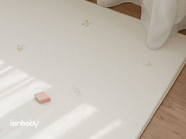 ianbaby® 蒟蒻捲墊 (夏日花園 / 香草瑪奇朵) - 惜福品 伊恩寶貝,ianbaby,伊恩寶貝蒟蒻捲墊,ianbaby蒟蒻捲墊,蒟蒻捲墊,兒童地墊,地墊推薦,寶寶地墊,厚地墊,遊戲地墊,嬰兒爬行墊,嬰兒地墊,嬰兒地墊床,新生兒地墊,寶寶安全地墊,澳洲地墊,playmat,babymat,babyroom,地毯