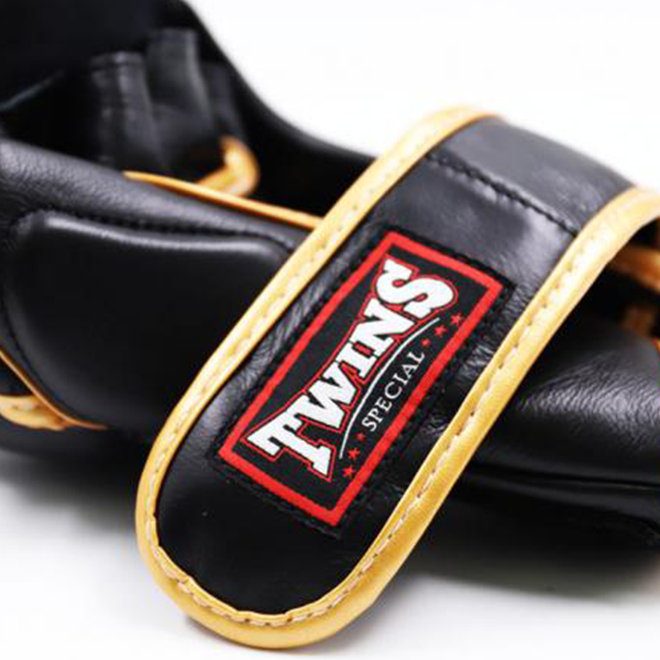TWINS 泰國 MMA 真皮 S / M / L 露指拳套 專業對練 格鬥手套 格鬥裝備,綜合格鬥,MMA,TWINS,露指拳套