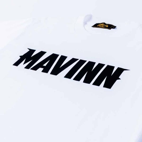 MAVINN 經典 LOGO 白色款 L / XL 休閒上衣 T 卹 上衣,休閒上衣,泰拳,MAVINN,白色,長版上衣,休閒服飾
