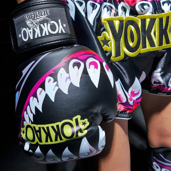 YOKKAO 風飛鯊 12oz 14oz 16oz 黑色 極細纖 拳擊手套 拳套,YOKKAO,拳擊,踢拳,泰拳,拳擊,黑色,鯊魚,black,sharknado