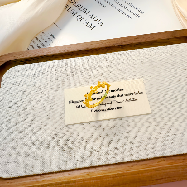 【金大豐珠寶銀樓】幸運草雷絲黃金戒指｜999黃金戒｜輕巧日常甜美風 純金戒指,幸運草雷絲黃金戒指,9999黃金戒,甜美風戒指,日常佩戴金飾,黃金幸運草結戒指,輕珠寶戒指,黃金飾品推薦,金戒指女款,少女風戒指