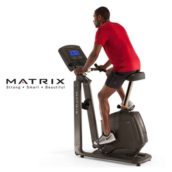 Matrix Retail U30-02 直立式健身車 Matrix U30-02,直立式健身車,磁控健身車,靜音健身車,居家健身器材,健身車推薦,家用健身車,心率監測健身車,可調座椅健身車,喬山