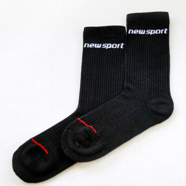 newsport 鈕斯勃 休閒運動長襪【經典LOGO-黑色】除臭襪 台灣製造 newsport 運動長襪, 鈕斯勃LOGO襪, 台灣製除臭襪, 抗菌透氣襪, 緩震長襪, 黑色LOGO襪推薦, 萊卡彈性襪, 精梳棉襪子, 運動襪推薦, 經典LOGO運動襪, 台灣製襪子品牌