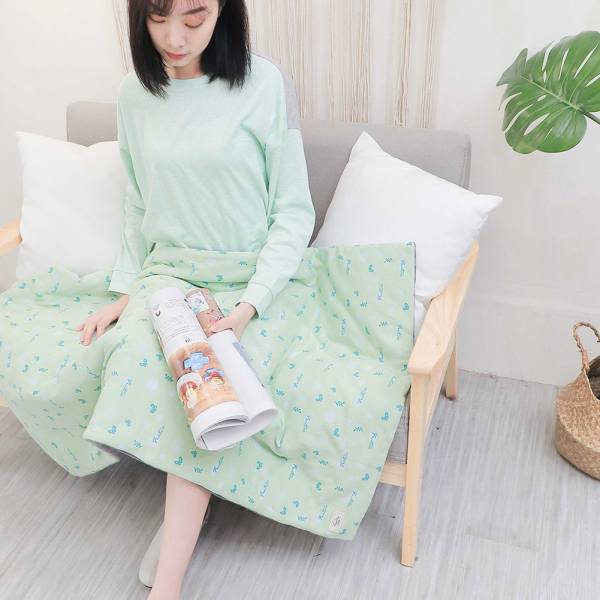 UMORFIL®膠原蛋白珊瑚絨童被/兒童被/蓋毯/嬰兒被72X120cm-拼接綠 女襪,台灣設計,台灣製造,文青,短襪,文創設計,刺蝟,膠原蛋白,居家良品,寢具,枕套