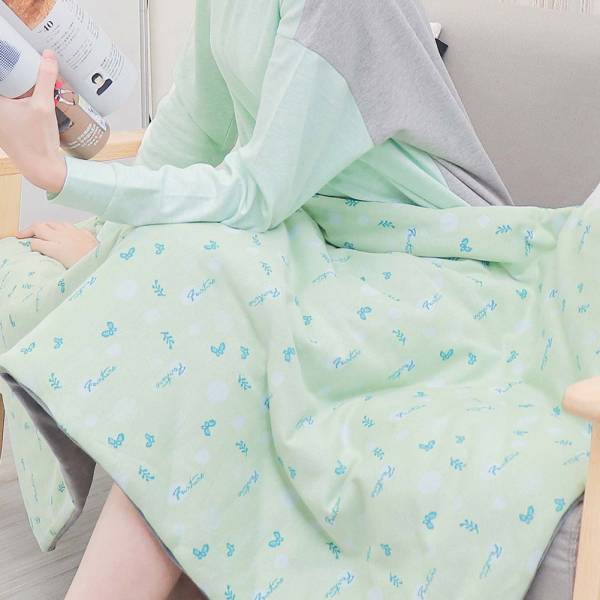 UMORFIL®膠原蛋白珊瑚絨童被/兒童被/蓋毯/嬰兒被72X120cm-拼接綠 女襪,台灣設計,台灣製造,文青,短襪,文創設計,刺蝟,膠原蛋白,居家良品,寢具,枕套