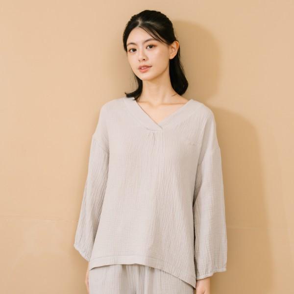 呼吸二重紗V領上衣-共2色 呼吸二重紗V領上衣,居家服,上衣,棉,沙色,丈青,FANTINO,凡第諾