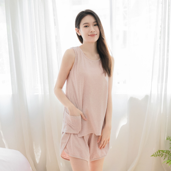 MIT有機棉小熊刺繡涼涼背心居家服-櫻花粉 睡衣,家居服,居家服,家居褲,居家褲,舒服睡衣,umorfil,膠原蛋白紗,美膚膠原蛋白,有機棉,親膚