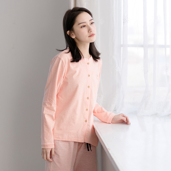 MIT有機棉不對稱衣襬開襟式家居服上衣／居家服-粉橘（衣） 睡衣,家居服,居家服,家居褲,居家褲,舒服睡衣,umorfil,膠原蛋白紗,美膚膠原蛋白,有機棉,親膚