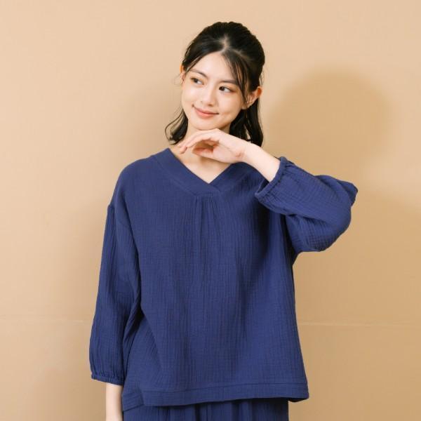 呼吸二重紗V領上衣-共2色 呼吸二重紗V領上衣,居家服,上衣,棉,沙色,丈青,FANTINO,凡第諾